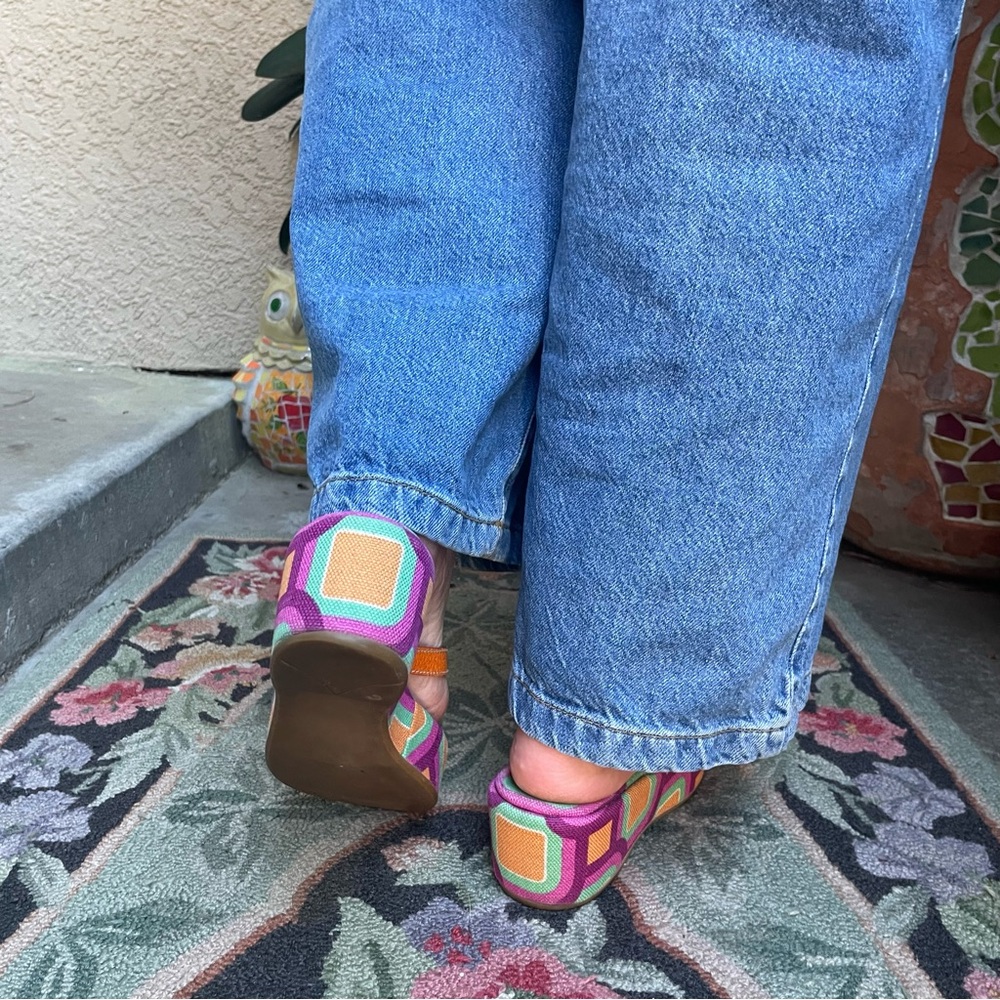Vintage multicolored Prada Sandals with Geometric Pattern and Cushioned Sole - Picture 9 of 14